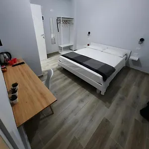Bel Vie Bed & Breakfast Aeroporto di Catania Fontana Rossa