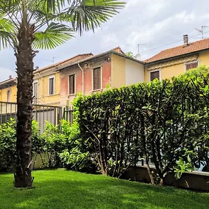 Апартаменты Monza Apartments, Монца