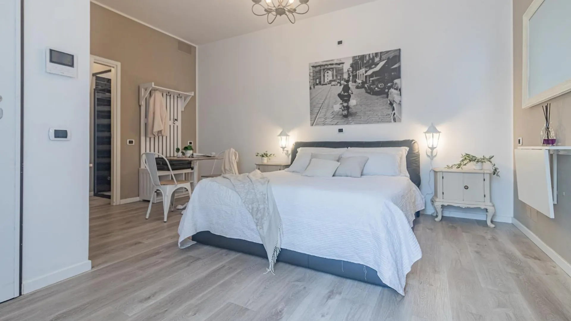 Thea - Centro Storico Aparthotel Monza Italy